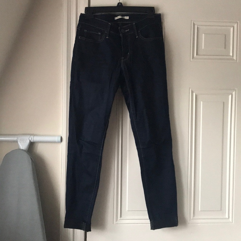 Navy LEVI jeans